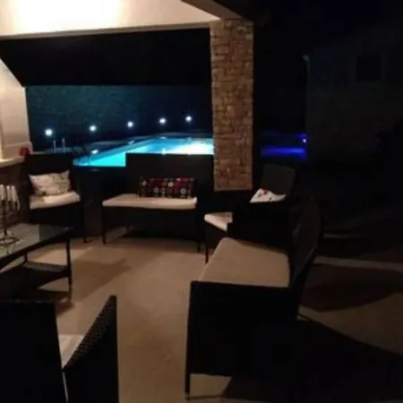 Villa Rosa *